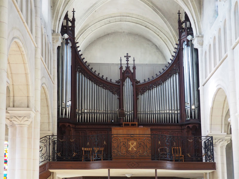 Condé-sur-Noireau : Eglise Saint-Martin - orgue