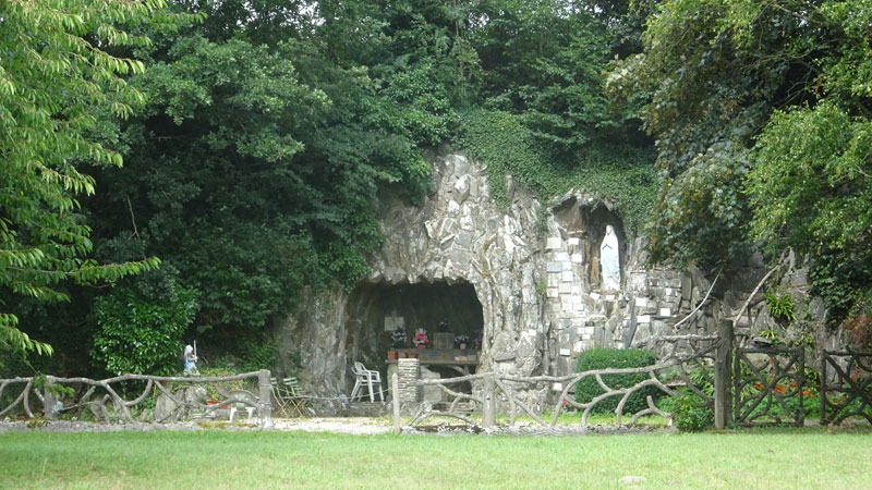 Cormolain : Grotte Saint-Laurent