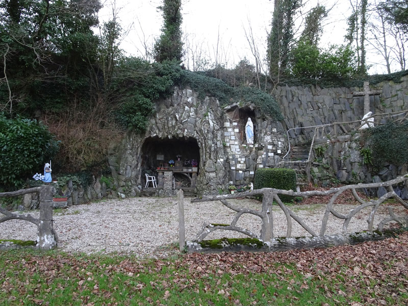 Cormolain : Grotte Saint-Laurent