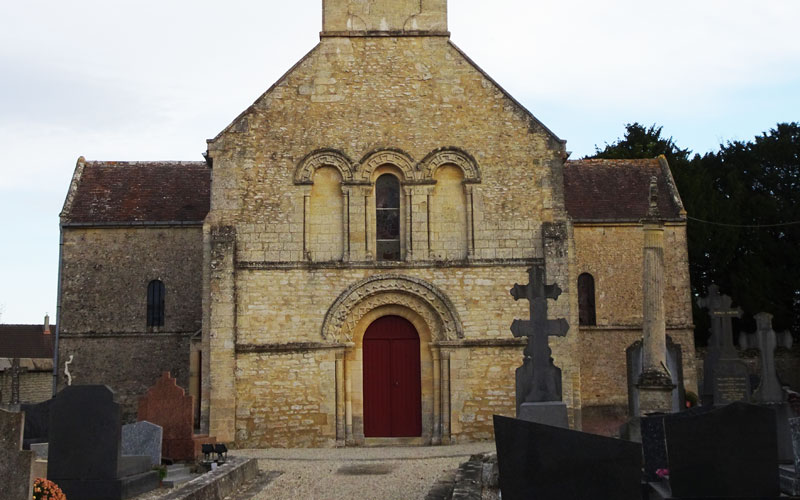 Cresserons : Eglise Saint-Jacques