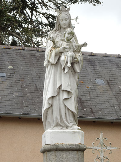 Epinay-sur-Odon : Vierge à l'Enfant