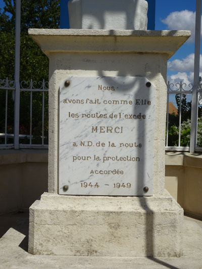 Esquay-Notre-Dame : Statue Notre-Dame-de-la-Route