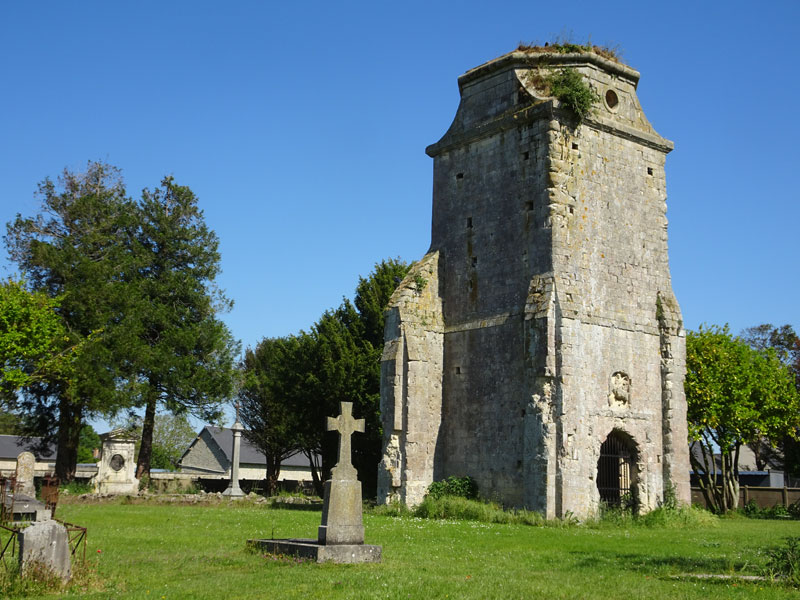 Fontenay-le-Pesnel : Eglise Saint-Martin