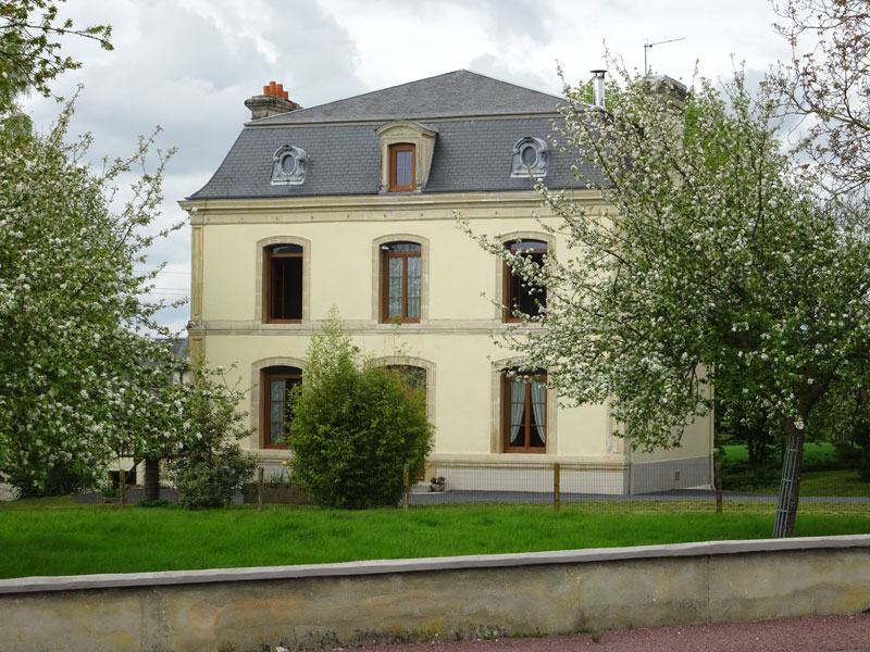 Château de La Lande-sur-Drôme