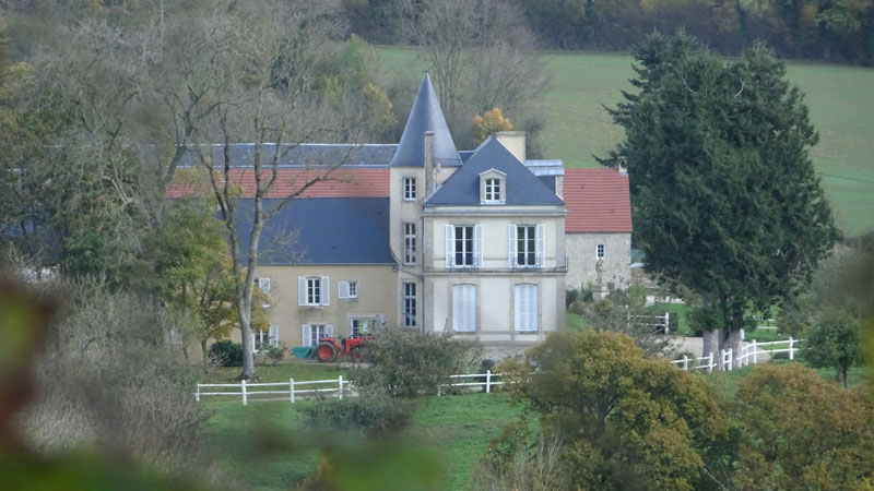 Longraye : Château Le Petit Livry