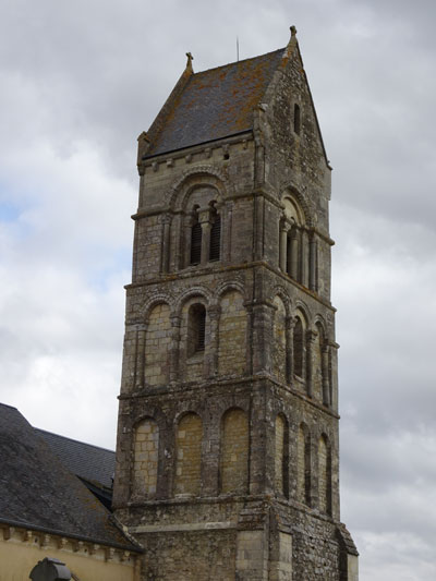 Longraye : Eglise Saint-Pierre