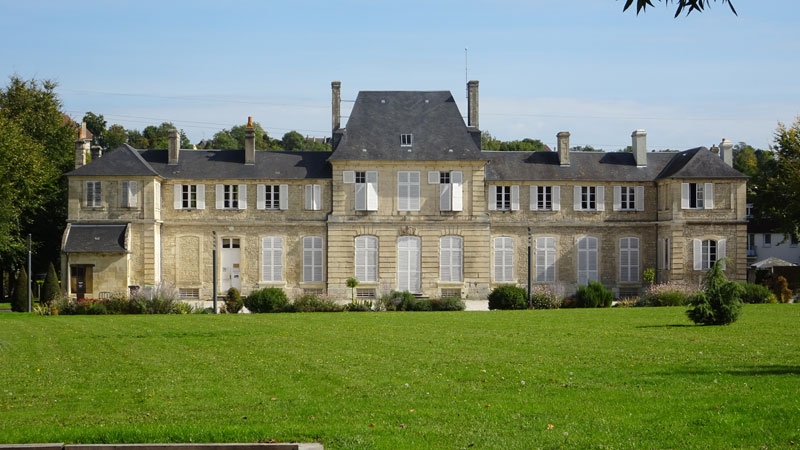 Mondeville : Château de Bellemaist