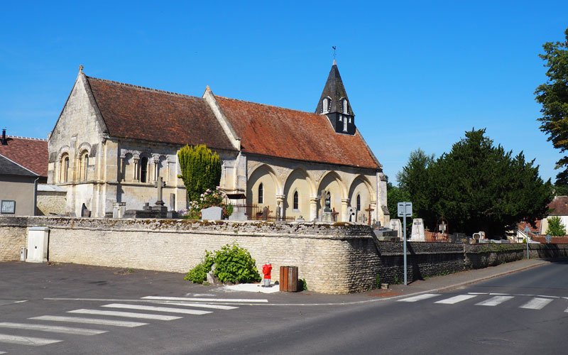 Ouézy : Eglise Saint-Pierre