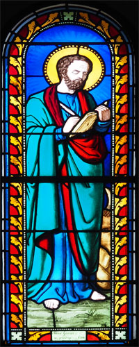 Ouézy : Eglise Saint-Pierre - vitrail - Luc