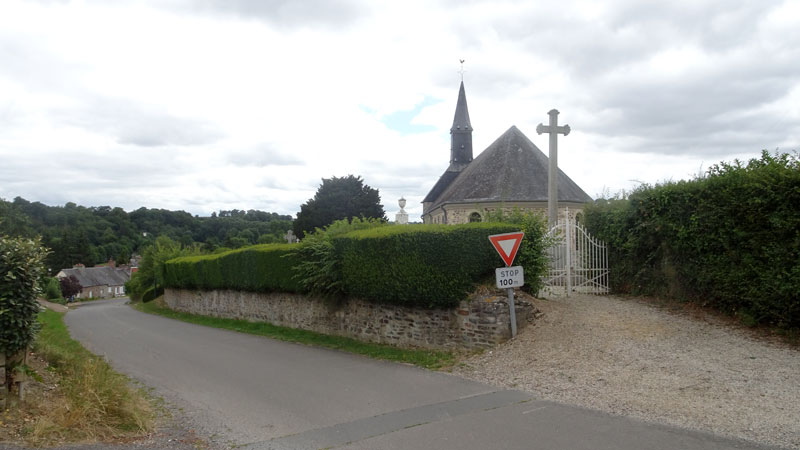 Pontécoulant : Eglise Saint-Michel