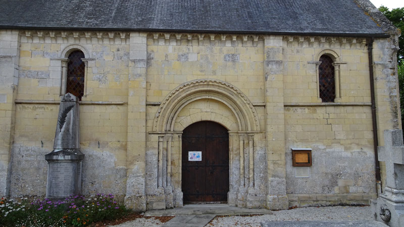 Putot-en-Bessin : Eglise Notre-Dame-de-la-Nativité
