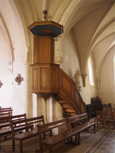 Saint-Georges-d'Aunay : Eglise Saint-Georges - chaire à prêcher