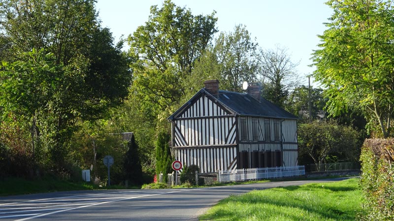 Saint-Léger-Dubosq : Maison normande lieu-dit Cour Treham