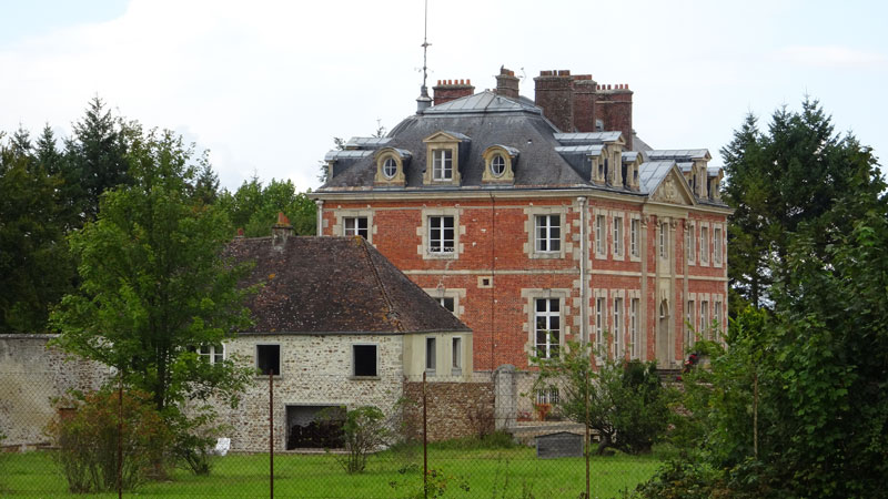 Saint-Martin-de-Mieux : Château du Tertre