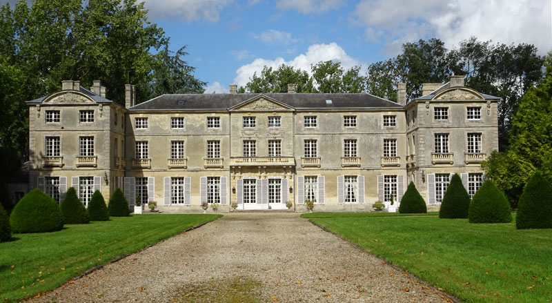 Vaux-sur-Seulles : Château de Vaussieux