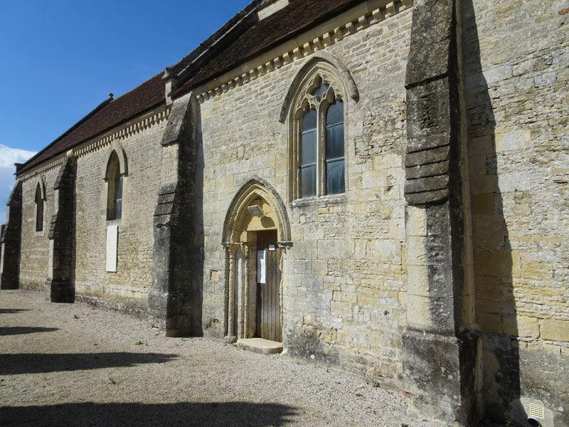 Villons-les-Buissons : Eglise Saint-Pierre