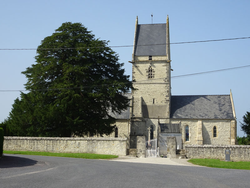 Angoville-au-Plain : Eglise Saint-Côme-Saint-Damien