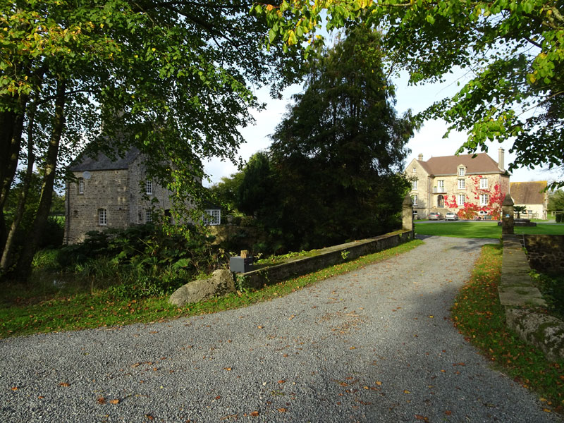 Auxais : Château d'Auxais / Ferme du château d'Auxais