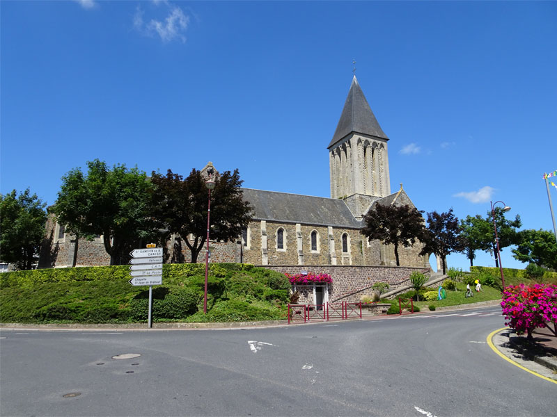 Condé-sur-Vire : Eglise Saint-Martin