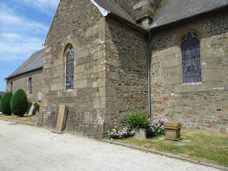 La Croix-Avranchin : Eglise Sainte-Trinité