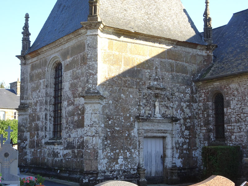 Saint-Symphorien-des-Monts : Eglise Saint-Symphorien