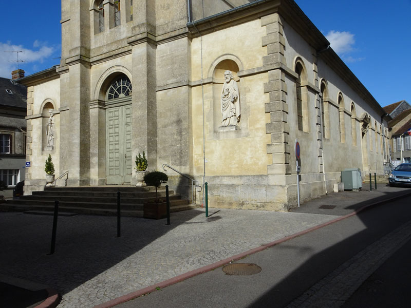 Boucé : Eglise Saint-Pierre