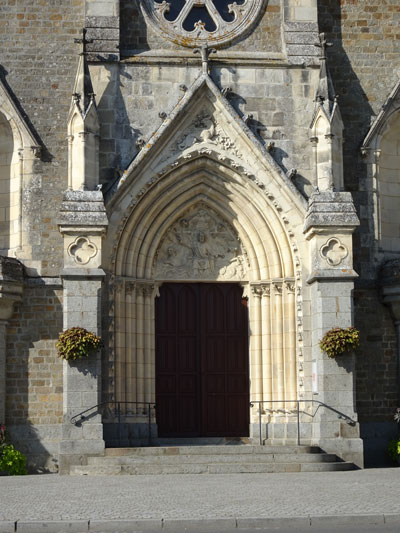 Briouze : Eglise Saint-Gervais et Saint-Protais