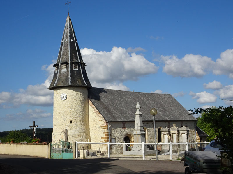 Fresnay-le-Samson : Eglise Notre-Dame (ou Saint-Sauveur)