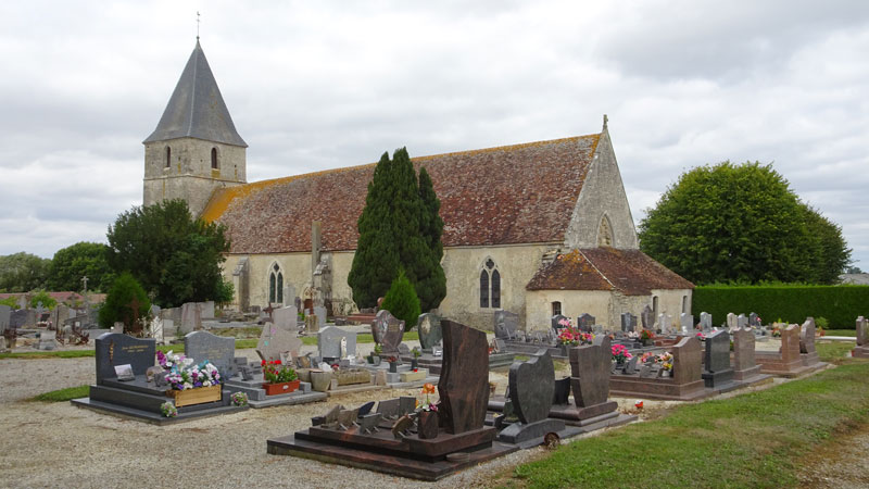 Macé : Eglise Saint-Aubin