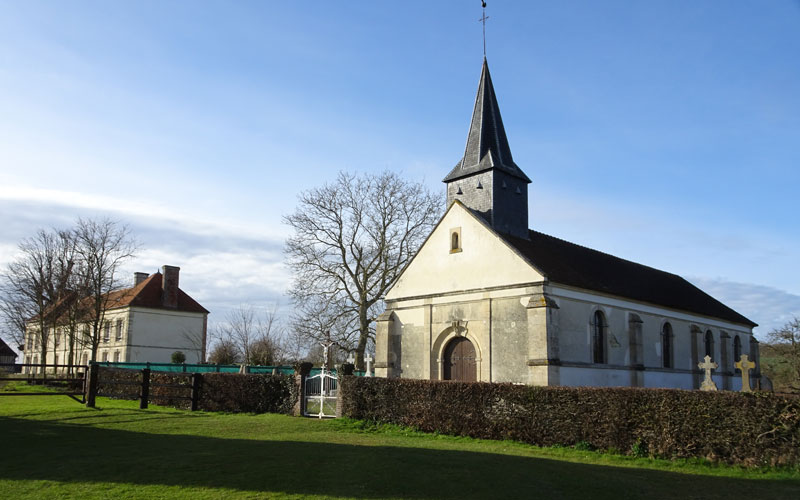 Mont-Ormel : Eglise Notre-Dame et Manoir Le Logis