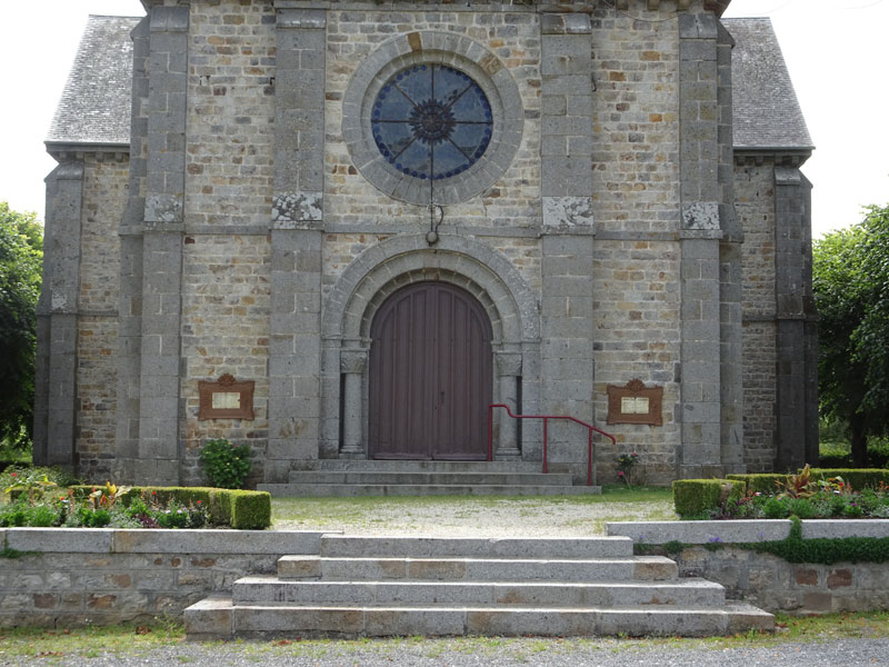 Rouellé : Eglise Saint-Pierre-Saint-Paul-et-Notre-Dame