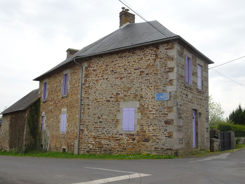 Saint-Didier-sous-Ecouves : Maison du bourg