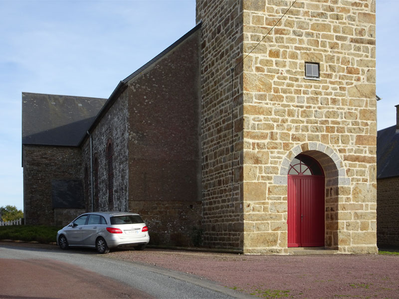 Saint-Jean-des-Bois : Eglise Saint-Jean-Baptiste