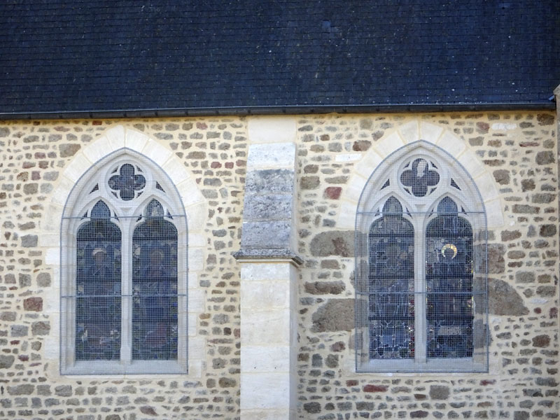 Vieux-Pont : Eglise Saint-Hilaire