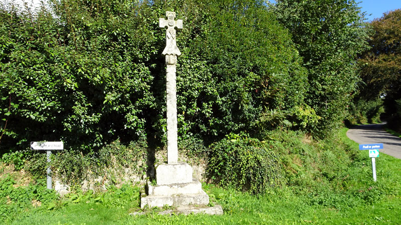 Langolen : Croix de Poulparcou