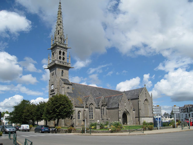 Plonévez-Porzay : Eglise Saint-Milliau