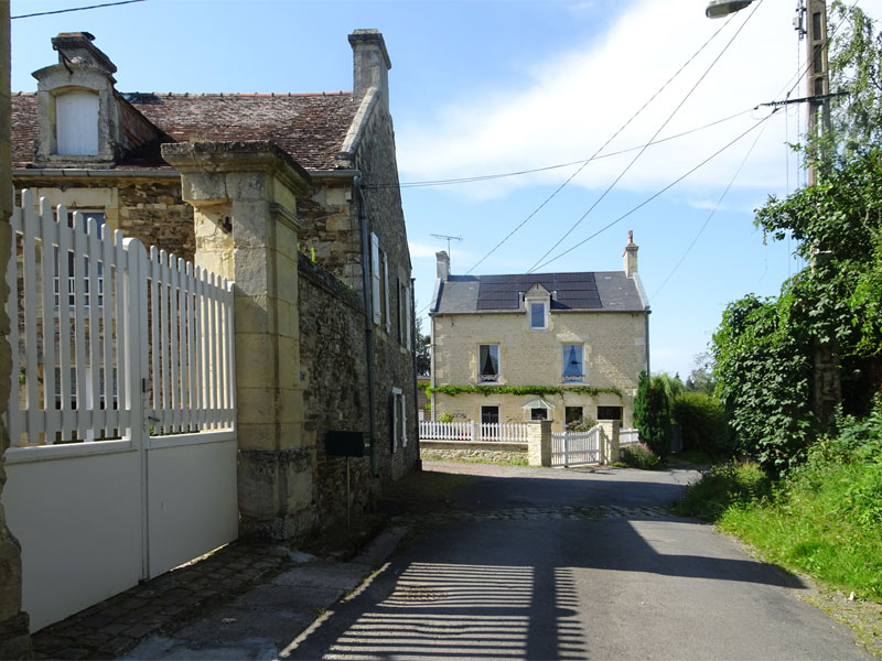 Clinchamps-sur-Orne : Percouville