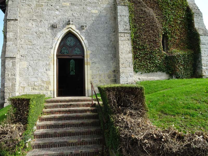 Cricqueboeuf : Eglise Saint-Martin dite « Chapelle aux lierres »