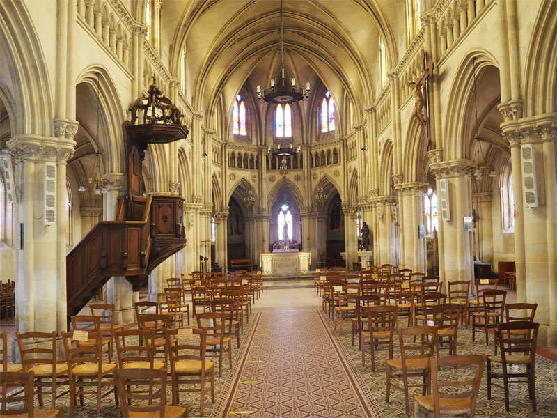 Dozulé - Eglise Notre-Dame du Plessis Esmangard