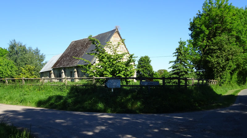 Familly : Eglise Notre-Dame au hameau de La Halboudière