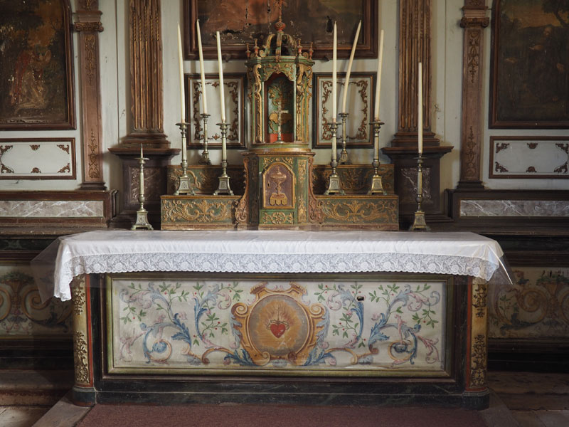 Goupillières : Eglise Saint-Eustache - autel - antependium