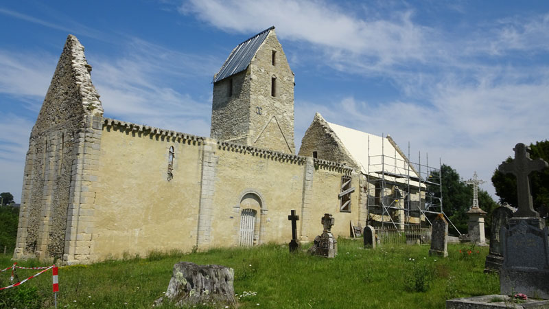 Juaye-Mondaye : Eglise Saint-Aubin de Bernières