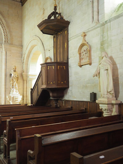 Le Fresne-Camilly : Eglise Notre-Dame du Fresne - chaire à prêcher