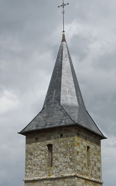 Le Mesnil-Robert : Eglise Saint-Pierre