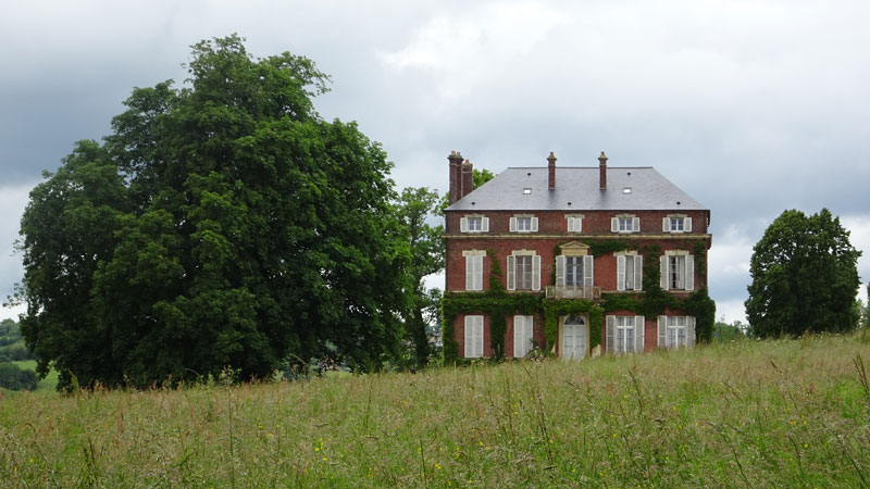 Lessard-et-le-Chêne : Château de Lessard