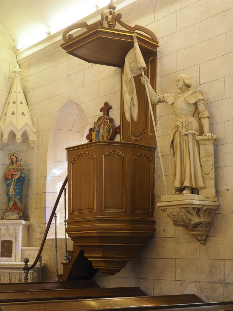 Lessard-et-le-Chêne : Eglise Notre-Dame de Lessard - chaire à prêcher
