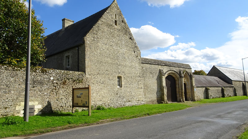 Abbaye bénédictine Sainte-Marie de Longues