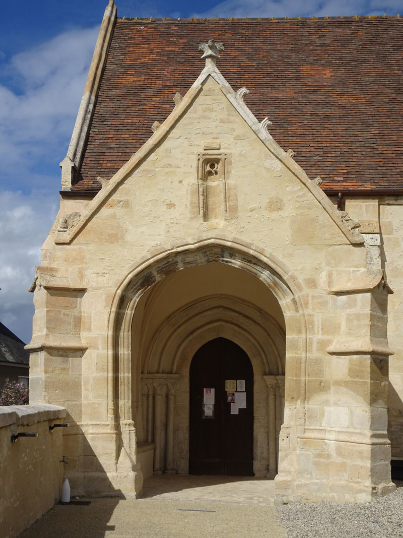 Mézidon-Canon : Eglise Saint-Pierre du Breuil