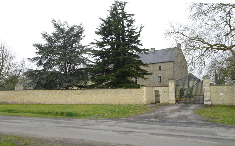 Monceaux-en-Bessin : Château