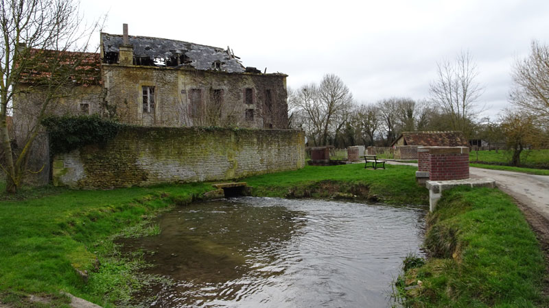 Moult : Moulin et lavoir à Ingouville